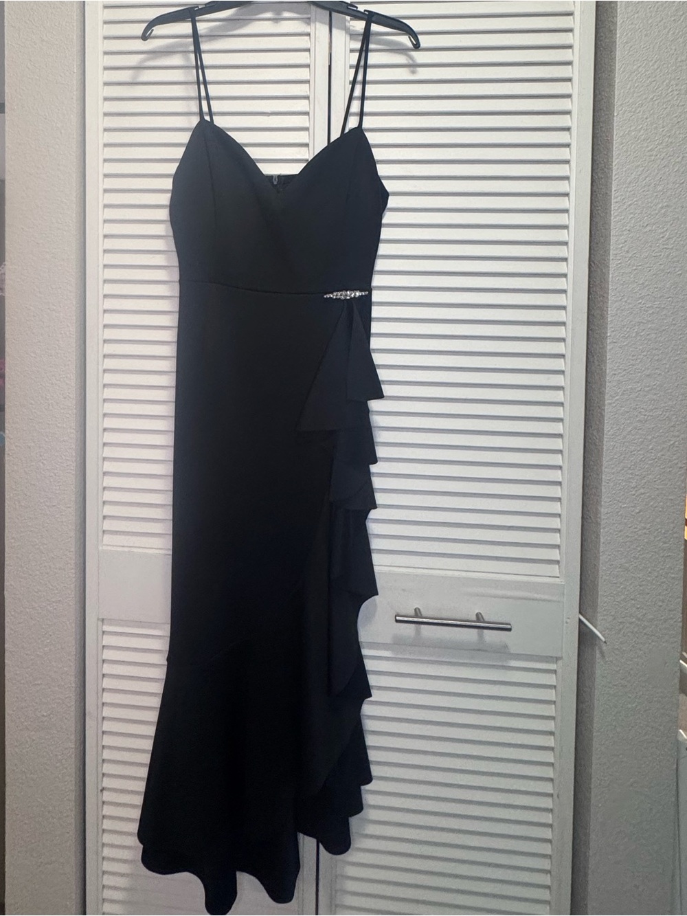 Black Spaghetti-Strap Ruffle Dress - Elegant Evening Wear